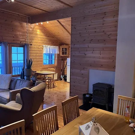 Pollstua, Cosy With Amazing Views * Alstad (Nordland)